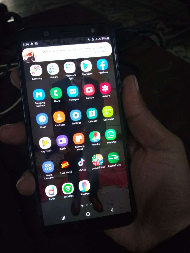 Stylish sleek New samsung glaxy a6