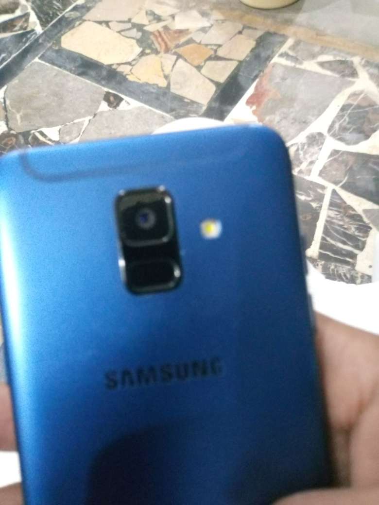 Stylish sleek New samsung glaxy a6